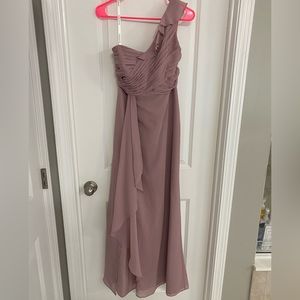 David’s Bridal dress in quartz size 8